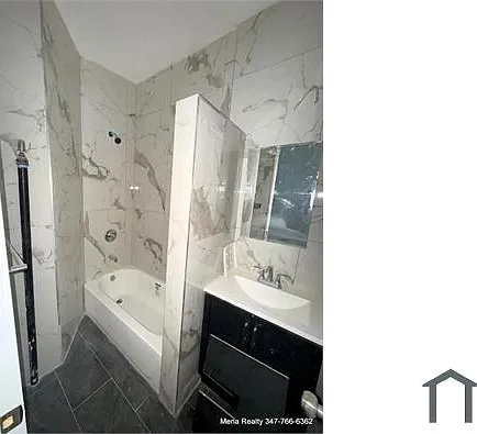 2092 Ryer Ave — Photo 3