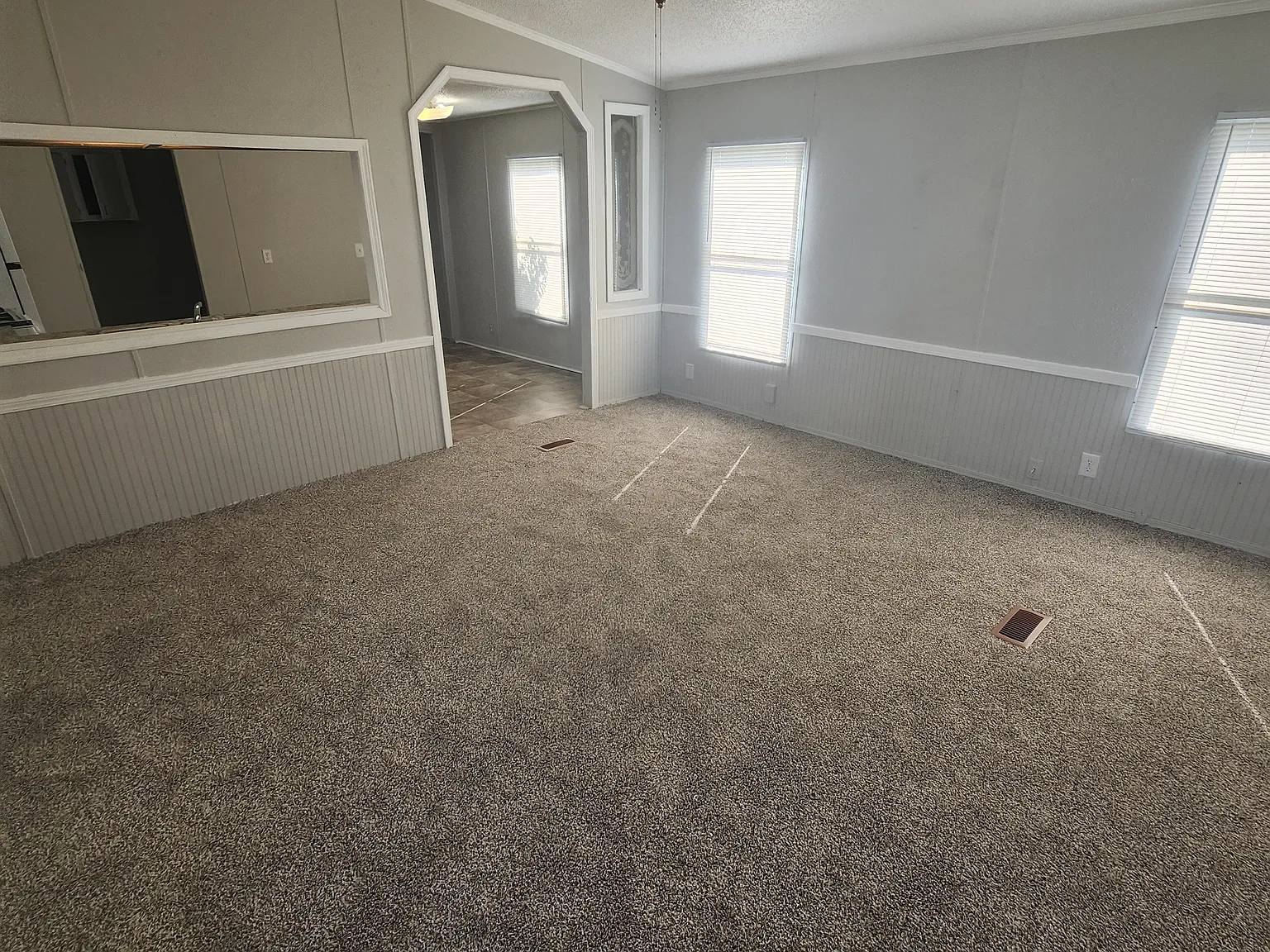 2 bed, 896 sqft, $725 — Photo 4