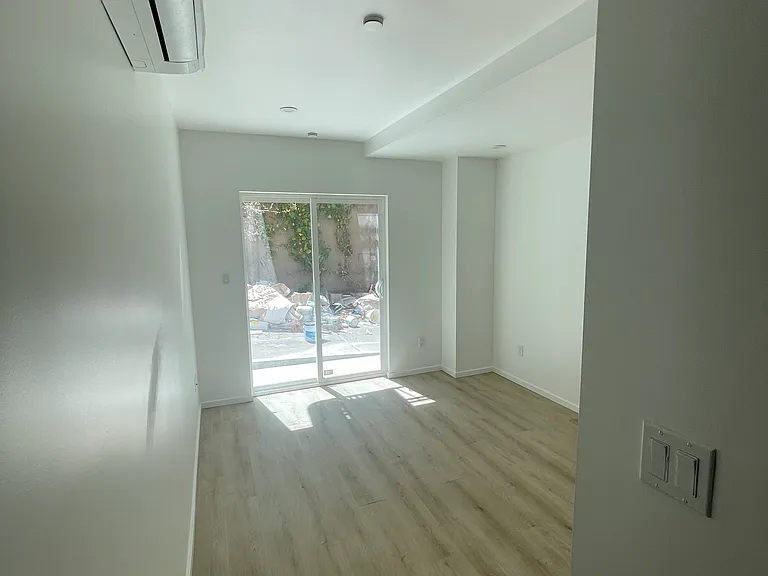 3334 San Bruno Ave #11 — Photo 5