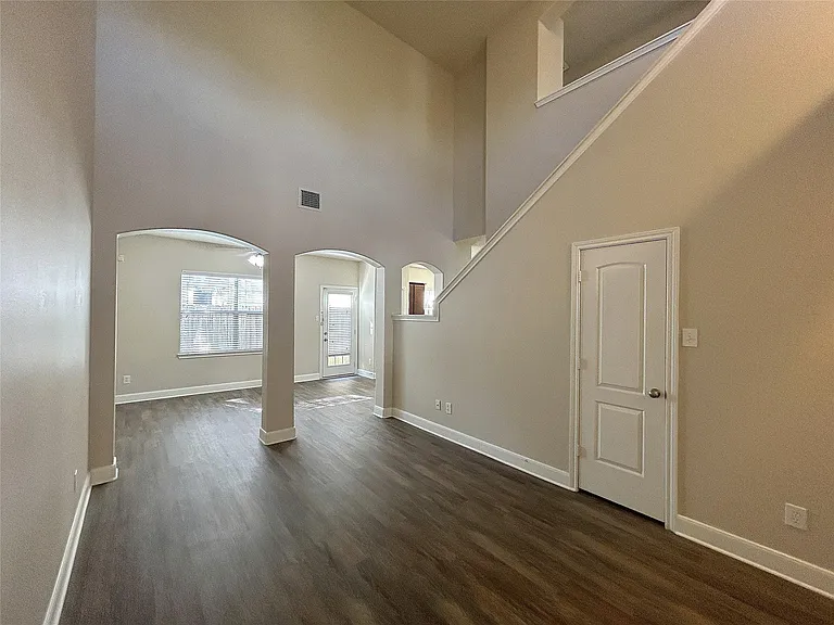 3726 Ashford Villa Ln — Photo 4