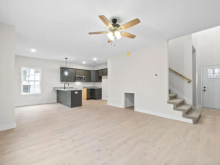 513 Canyon View Ct — Photo 10