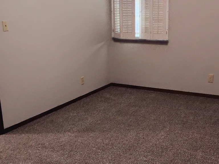 1031 S Brookview Ln — Photo 23
