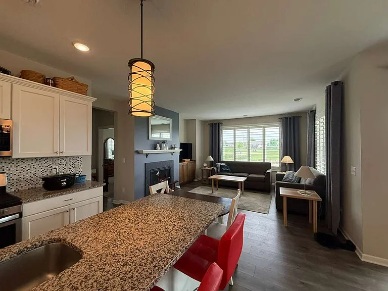 9214 Kaiser Cir NE — Photo 26