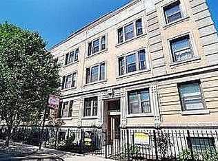 902 W Dakin St APT 1, Chicago, IL 60613