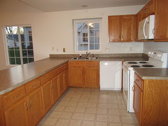 4th image of 163 N Harbor Lndg
