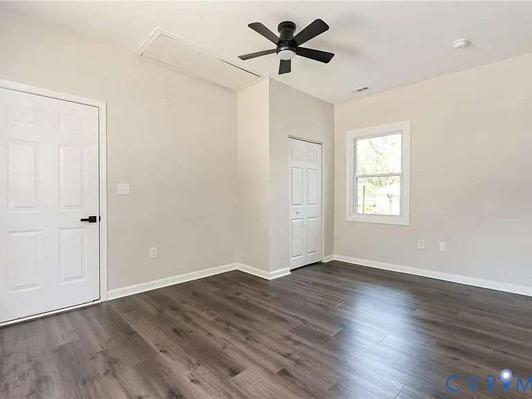 238 E 36th St — Photo 10