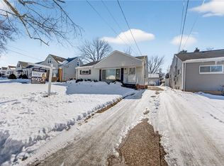 20648 Donny Brook Rd, Maple Heights, OH 44137