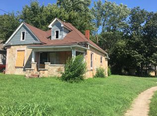 1607 W Atlantic St, Springfield, MO 65803