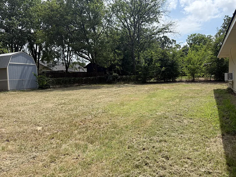 940 W State Highway 243 — Photo 22