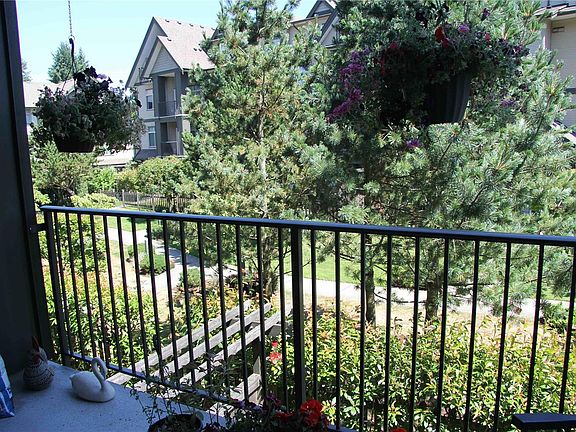3rd image of 2117 Meredith Rd #207