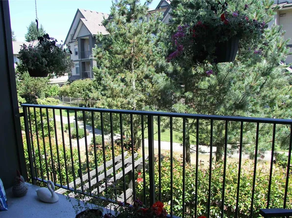 2117 Meredith Rd #207, Nanaimo, BC V9S 2N2