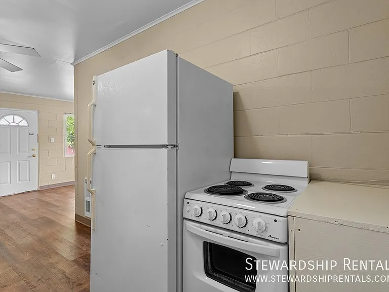 76243 Gale St #1 — Photo 8