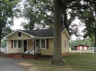 236 Smith Grove Rd, Oakboro, NC 28129