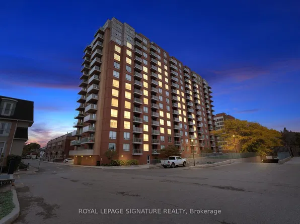 1369 Bloor St W #604, Toronto, ON M6P 4J4