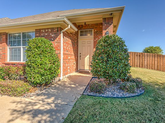 2nd image of 1104 Jon Paul Dr