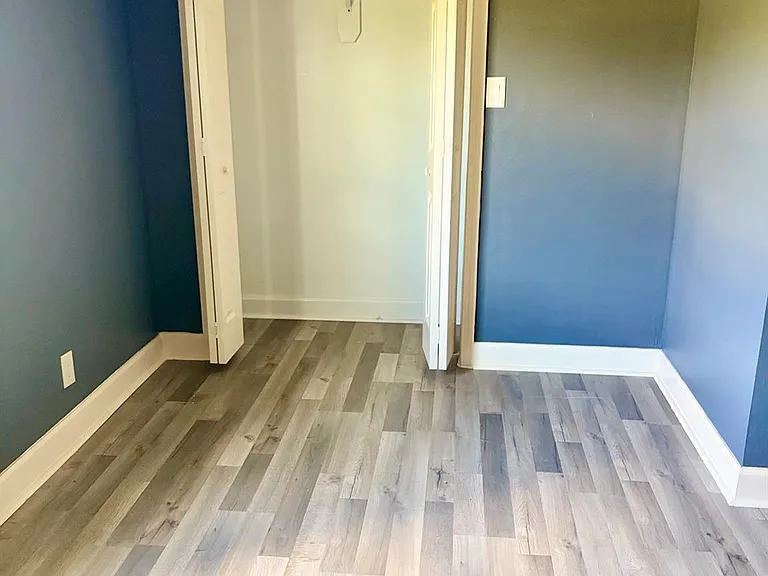 2884 Brooks Dr — Photo 16