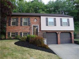 24 Fawnvue Dr, Mc Kees Rocks, PA 15136