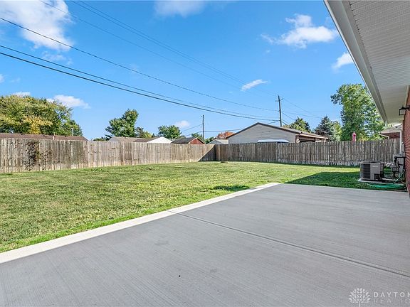 4th image of 3295 Wyoming Dr