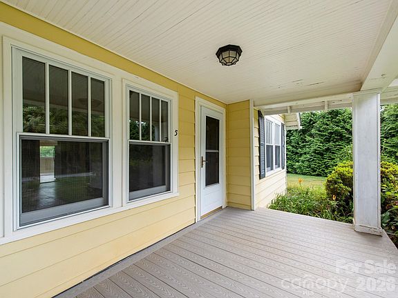 4th image of 25 Bailey Rd