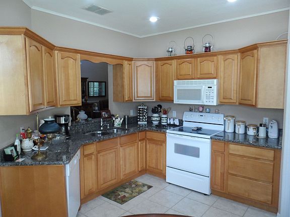 2nd image of 3156 Stonewater Dr