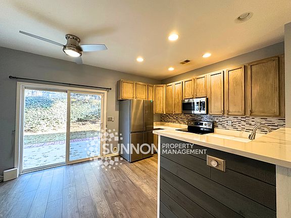 4th image of 11051 Dixie Hills Dr