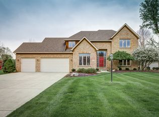 8829 Chateau Dr NW, Pickerington, OH 43147