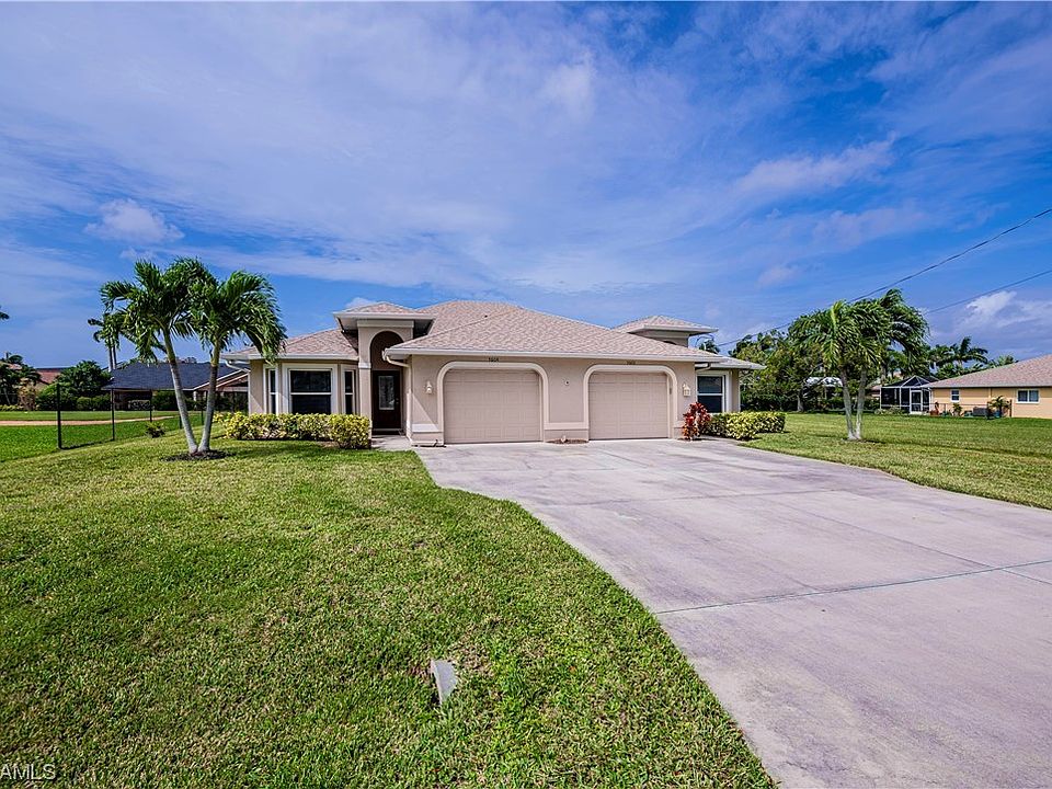 1st image of 5602-5604 SW 12th Ave