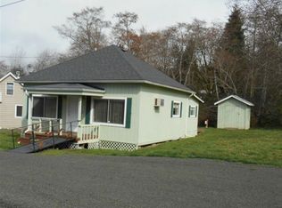 327 E State Route 4, Cathlamet, WA 98612