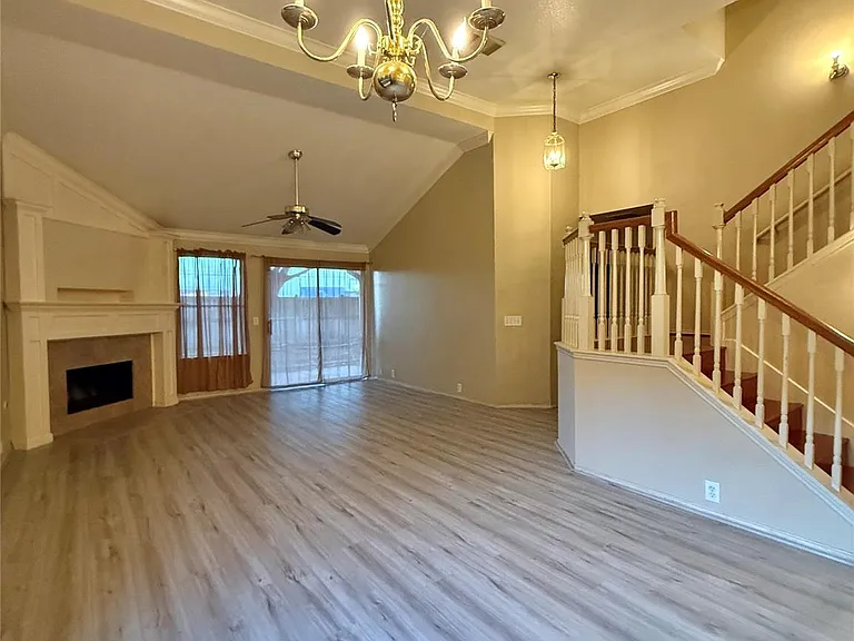 19134 Broadwind Ln — Photo 4