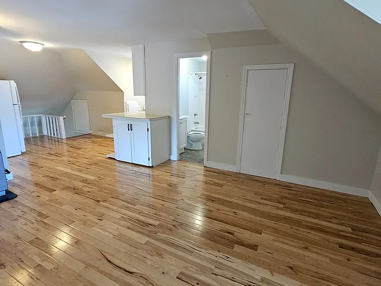 696 Hevey St — Photo 10