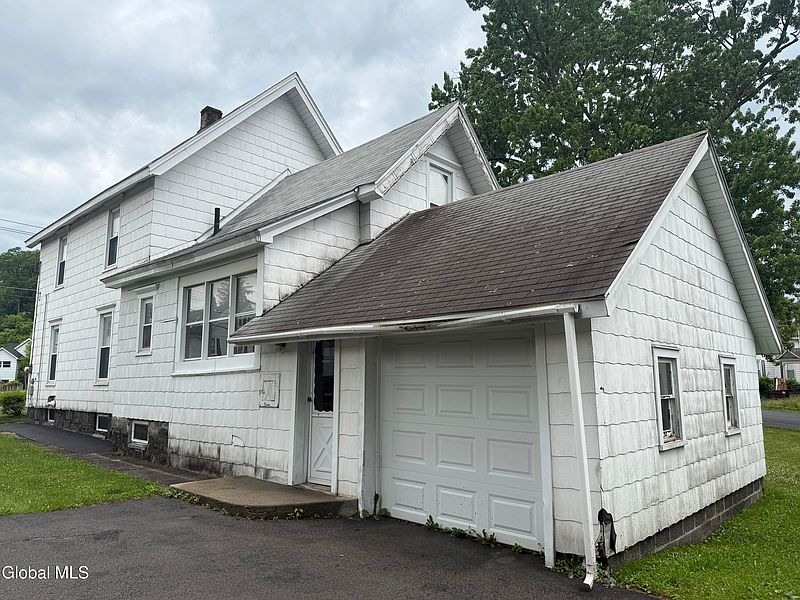 4th image of 94 West Street