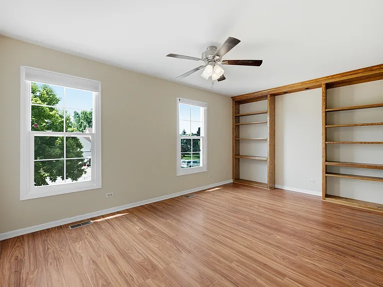 399 Stonewood Cir — Photo 14