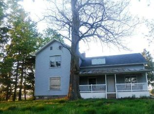 8100 Valley Hwy, Vermontville, MI 49096