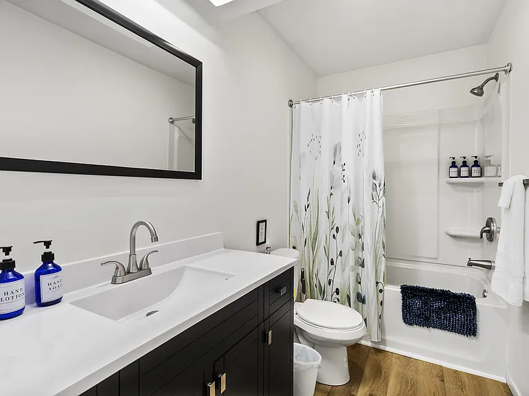 280 Randolph St — Photo 27