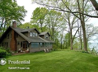 15324-C Lakeshore Rd, Lakeside, MI 49116