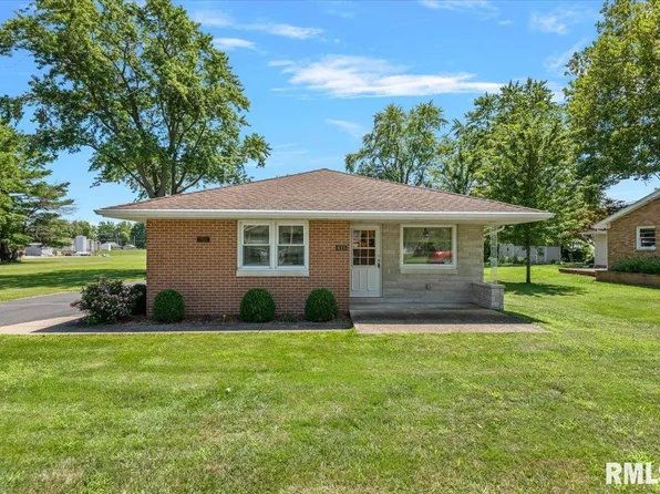 416 W Harpole St, Williamsville, IL 62693