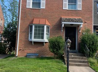10421 Courthouse Dr, Fairfax, VA 22030