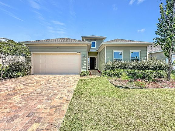 3rd image of 3946 Cloverdale Court