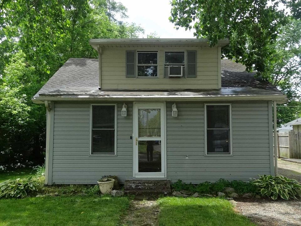 FRONT EXTERIOR