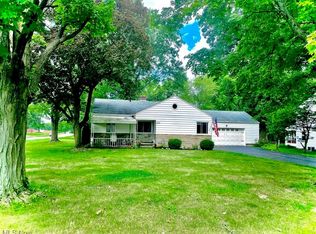 372 Wildwood Dr, Youngstown, OH 44512