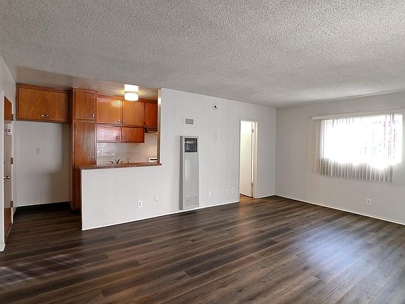 3rd image of 7104 Jordan Ave APT 8