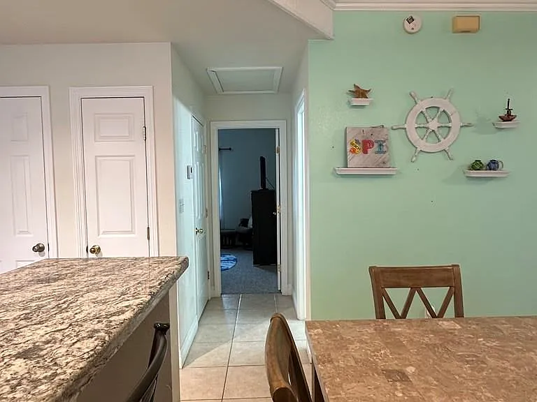 111 E Polaris Dr #7 — Photo 27