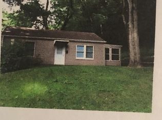 534 37th St, Moline, IL 61265