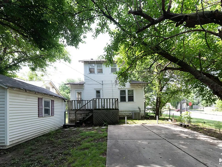 3702 E Central Ave — Photo 16