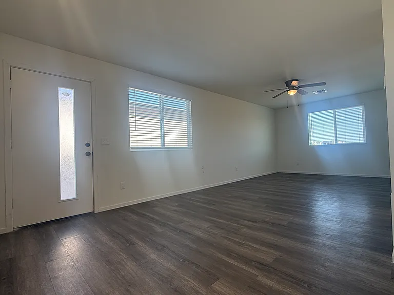 4037 S 12th St #205 — Photo 8