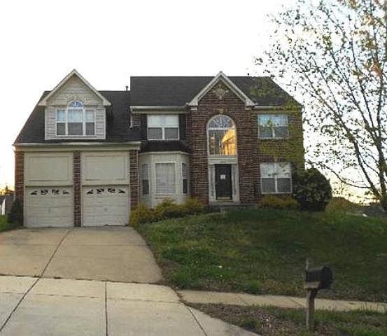 2nd image of 15215 Derbyshire Way