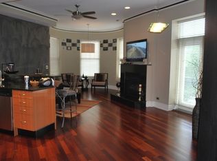 36 S Ashland Ave APT 203, Chicago, IL 60607