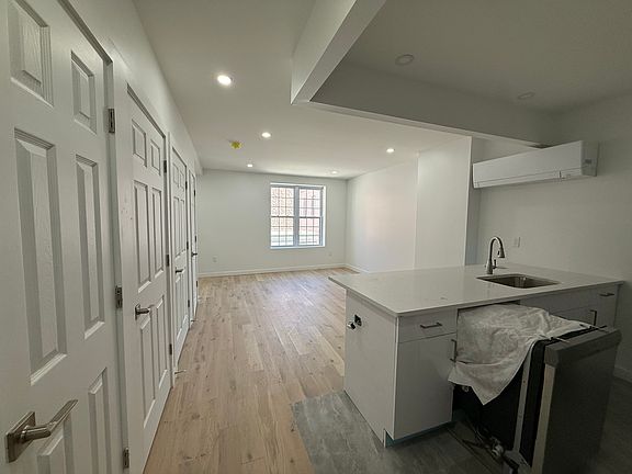 2nd image of 442 Graham Ave #3