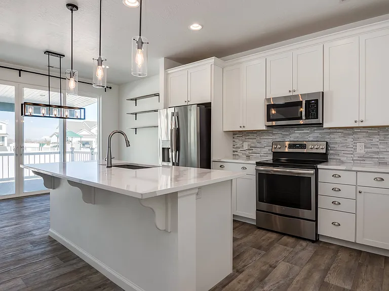 6450 Black Ridge Dr — Photo 13