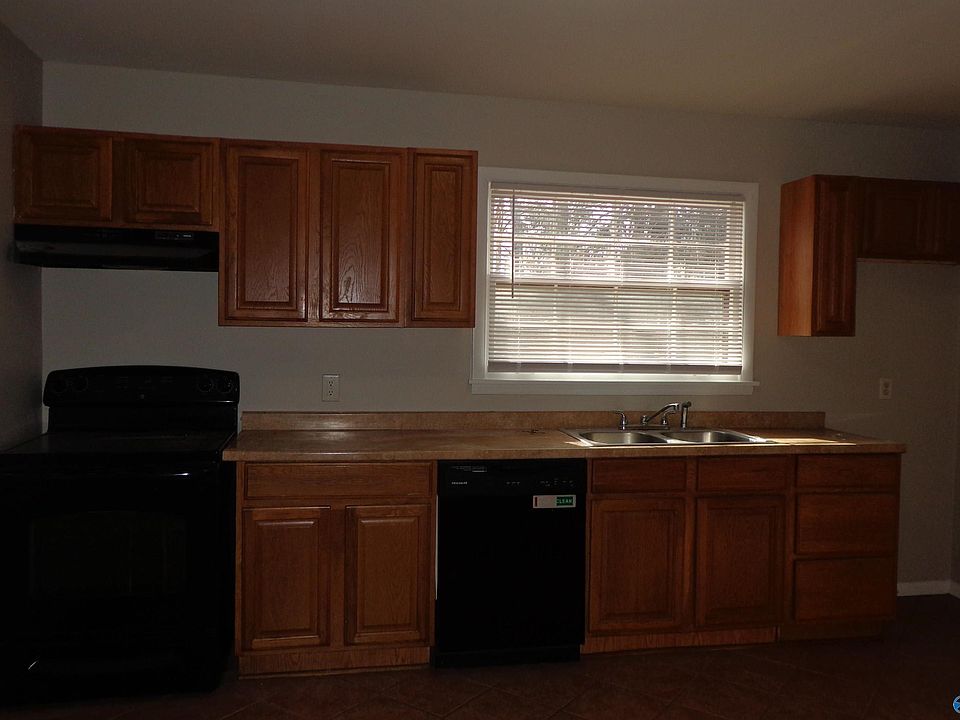 2nd image of 2211 Harris Rd NW